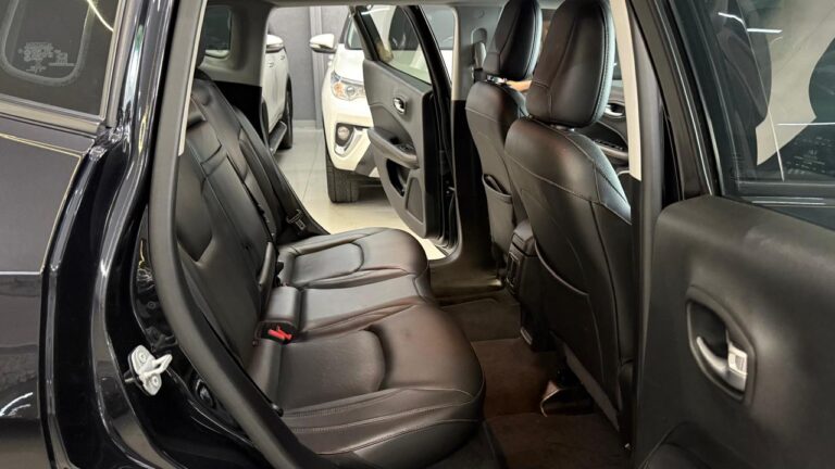 WhatsApp Image 2025-10-15 at 15.26.33 (6)