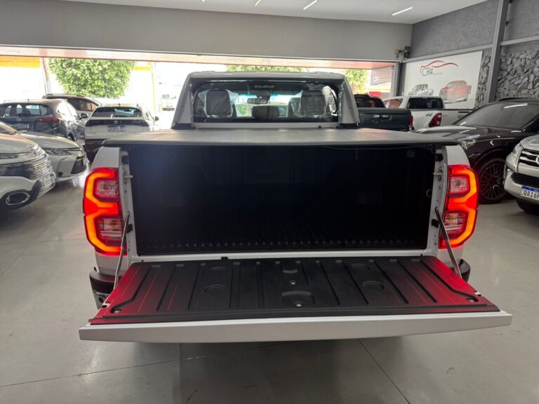 WhatsApp Image 2025-10-28 at 11.40.48 (3)