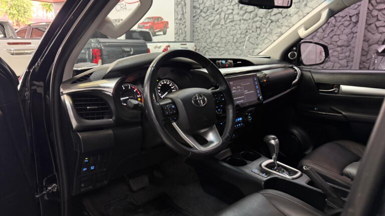 WhatsApp Image 2025-10-28 at 17.36.25 (1)