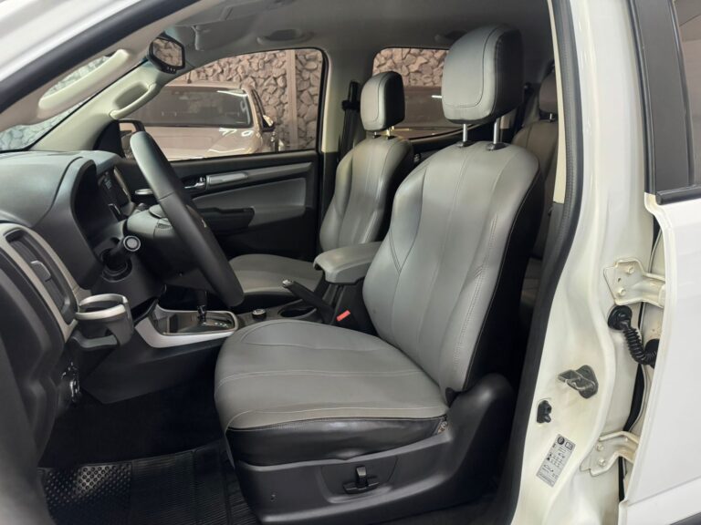 WhatsApp Image 2025-11-14 at 16.47.27 (2)