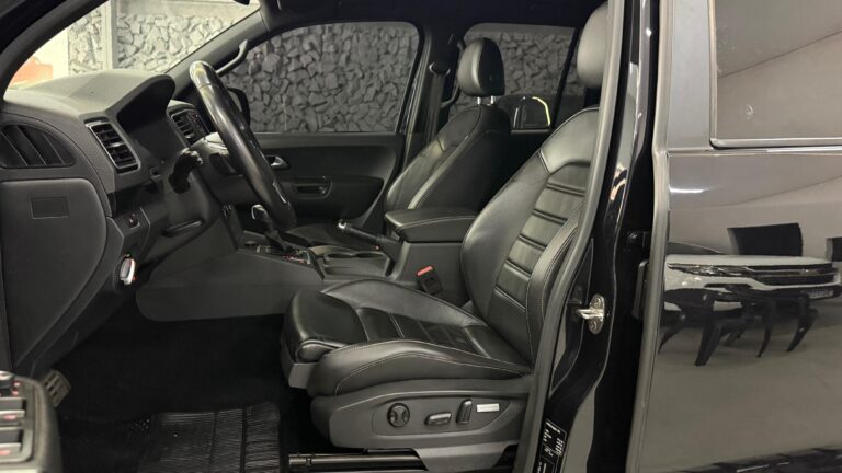 WhatsApp Image 2025-11-19 at 09.00.00 (1)