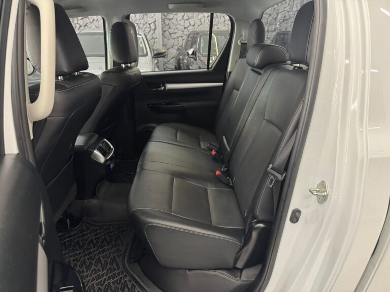 WhatsApp Image 2025-11-28 at 13.06.54