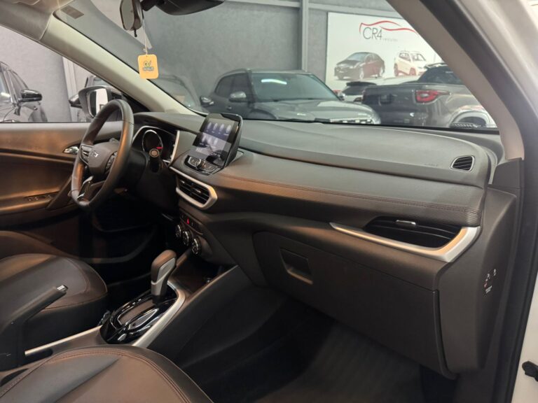 WhatsApp Image 2025-12-03 at 08.39.42