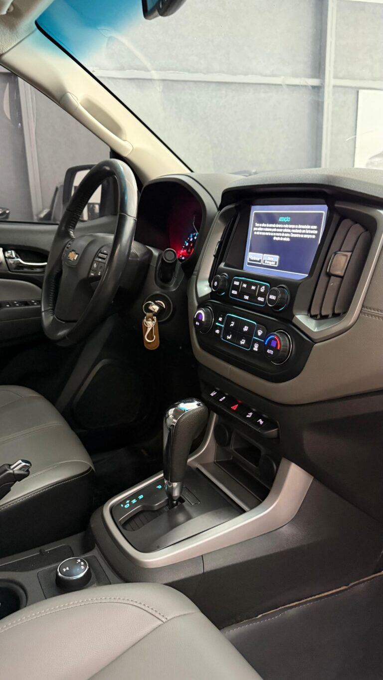 WhatsApp Image 2025-12-03 at 18.52.58 (1)