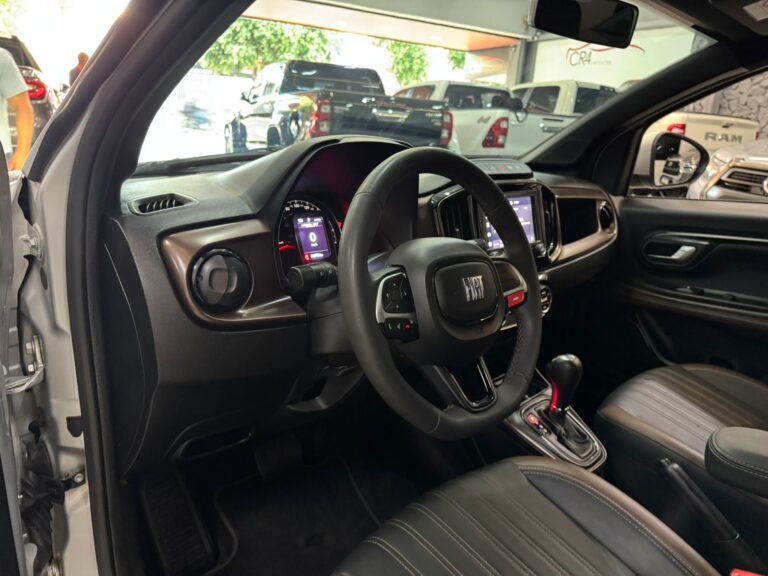 WhatsApp Image 2025-12-04 at 10.01.44 (1)