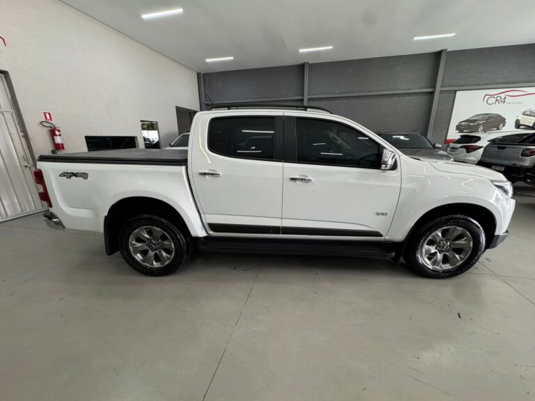 WhatsApp Image 2025-12-04 at 14.18.34